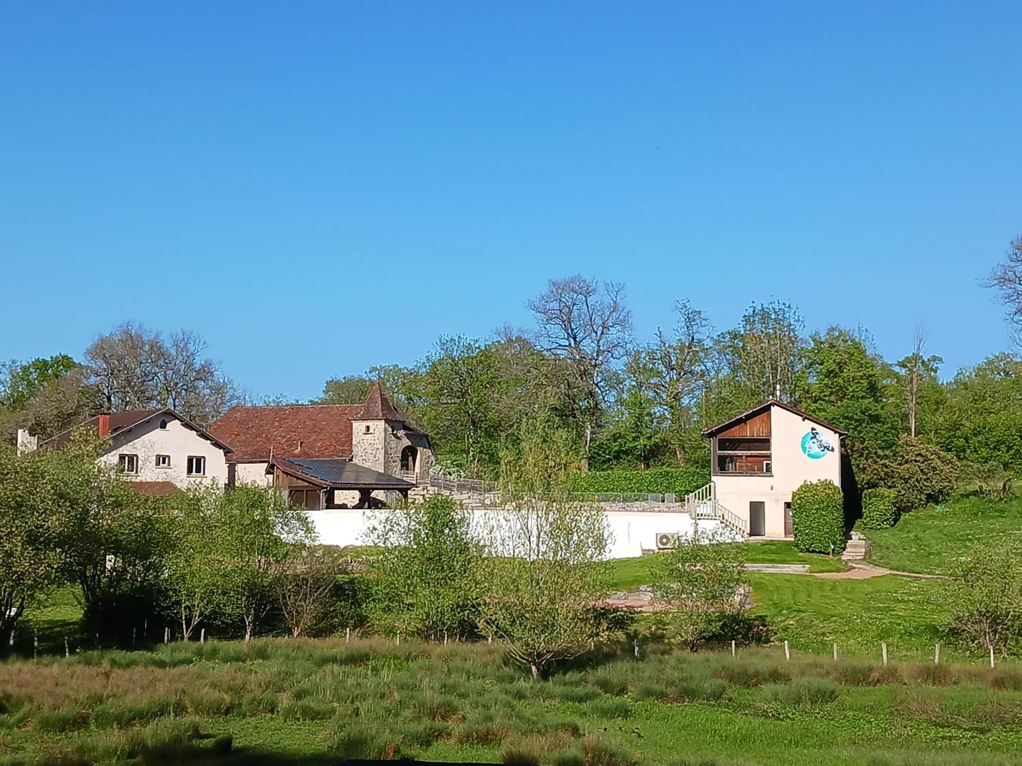 Camping Domaine Papillon Reyrevignes  Exterior photo